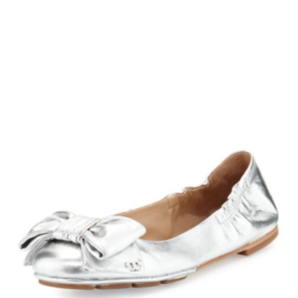 💎 Tory Burch Metallic Silver Divine Bow Ballet Flats Shoe💎 - Picture 1 of 10